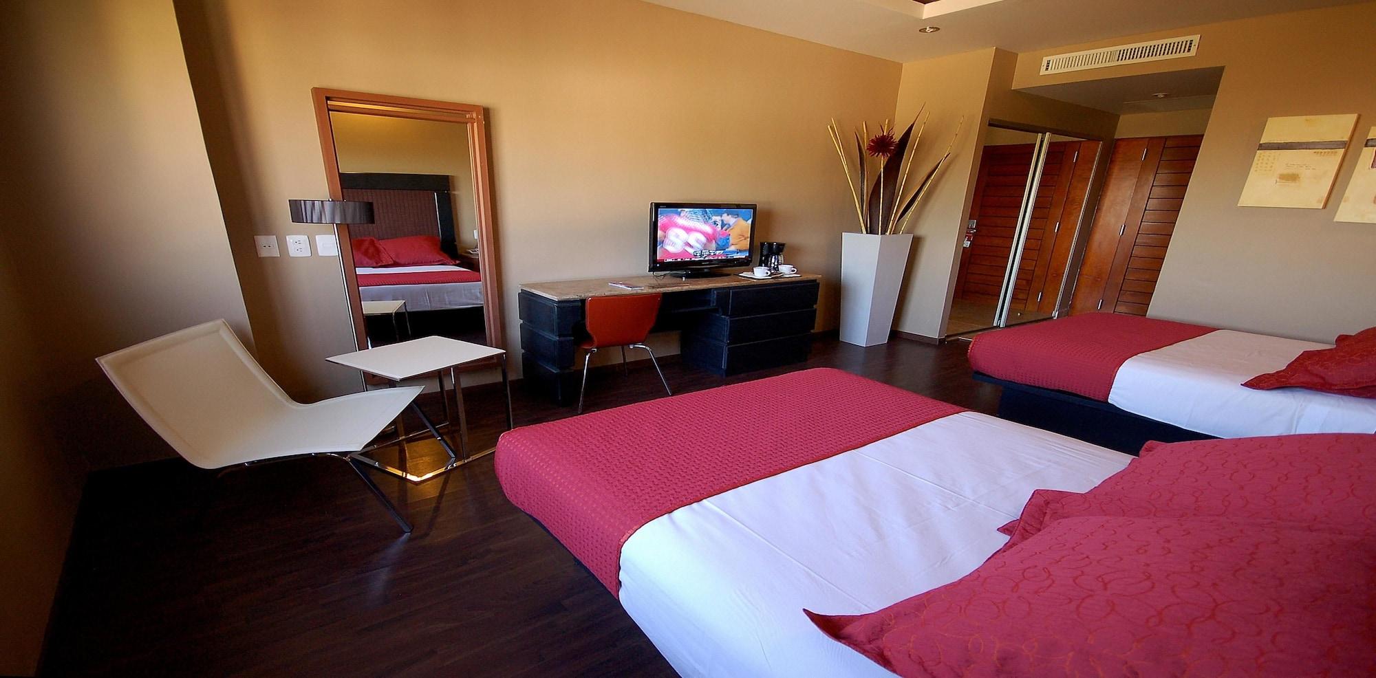 Hotel Celta ซาโปปัน ภายนอก รูปภาพ