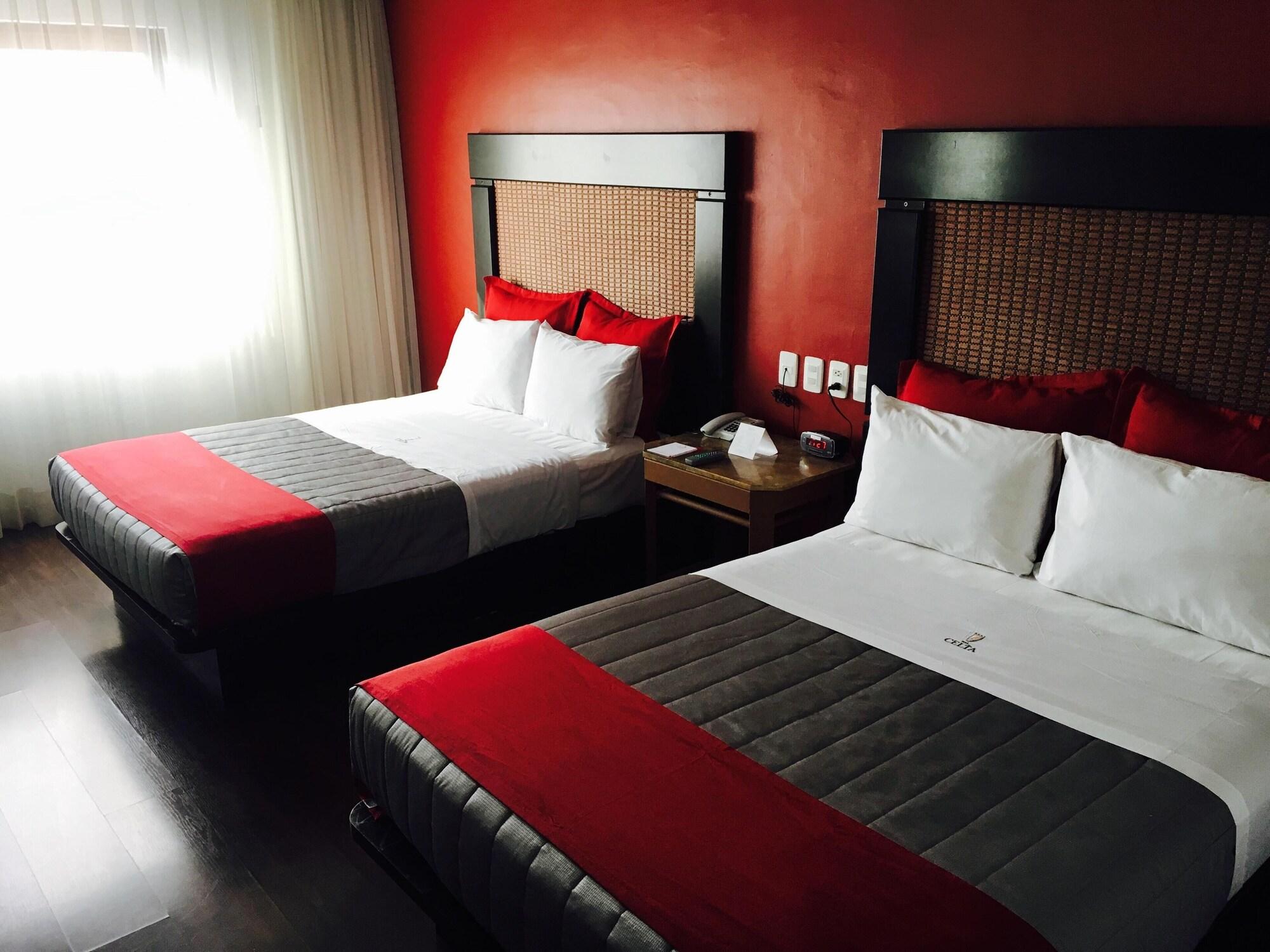 Hotel Celta ซาโปปัน ภายนอก รูปภาพ