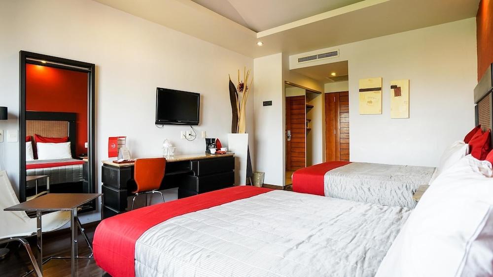 Hotel Celta ซาโปปัน ภายนอก รูปภาพ