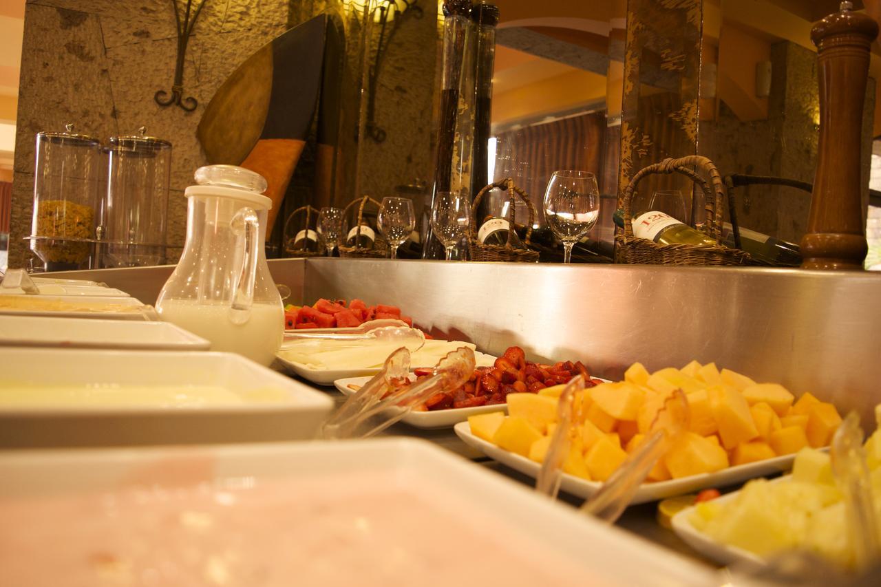 Hotel Celta ซาโปปัน ภายนอก รูปภาพ
