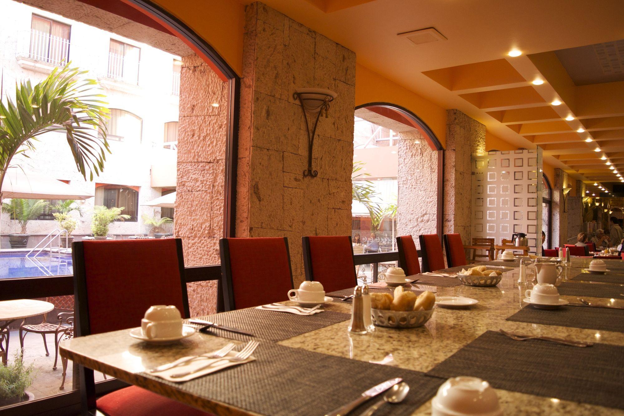 Hotel Celta ซาโปปัน ภายนอก รูปภาพ