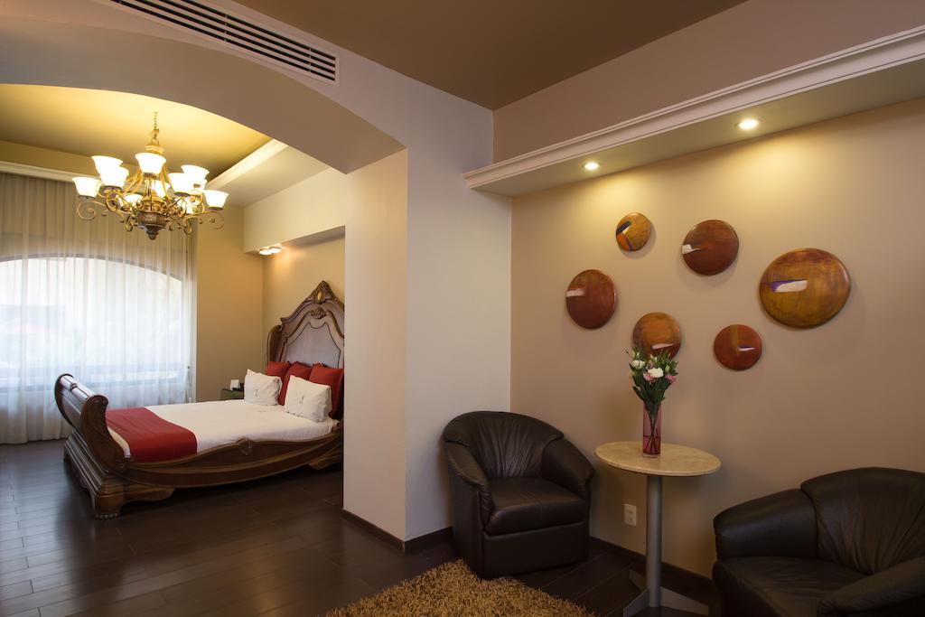 Hotel Celta ซาโปปัน ภายนอก รูปภาพ
